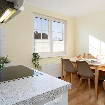 Dorfstrasse 28 Seerose Апартаменты